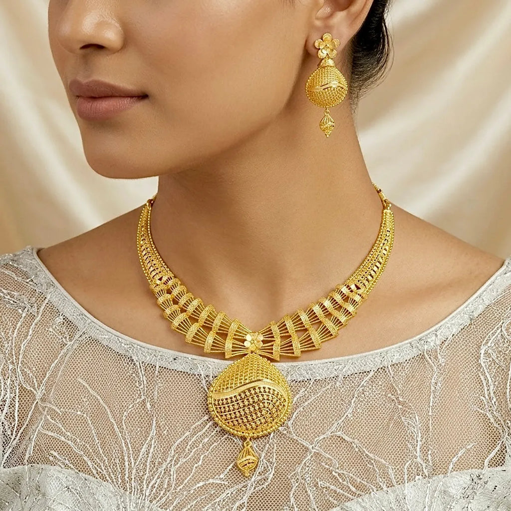 Gold Micro Plated Copper Dubai Fan Style Pendant Necklace Set