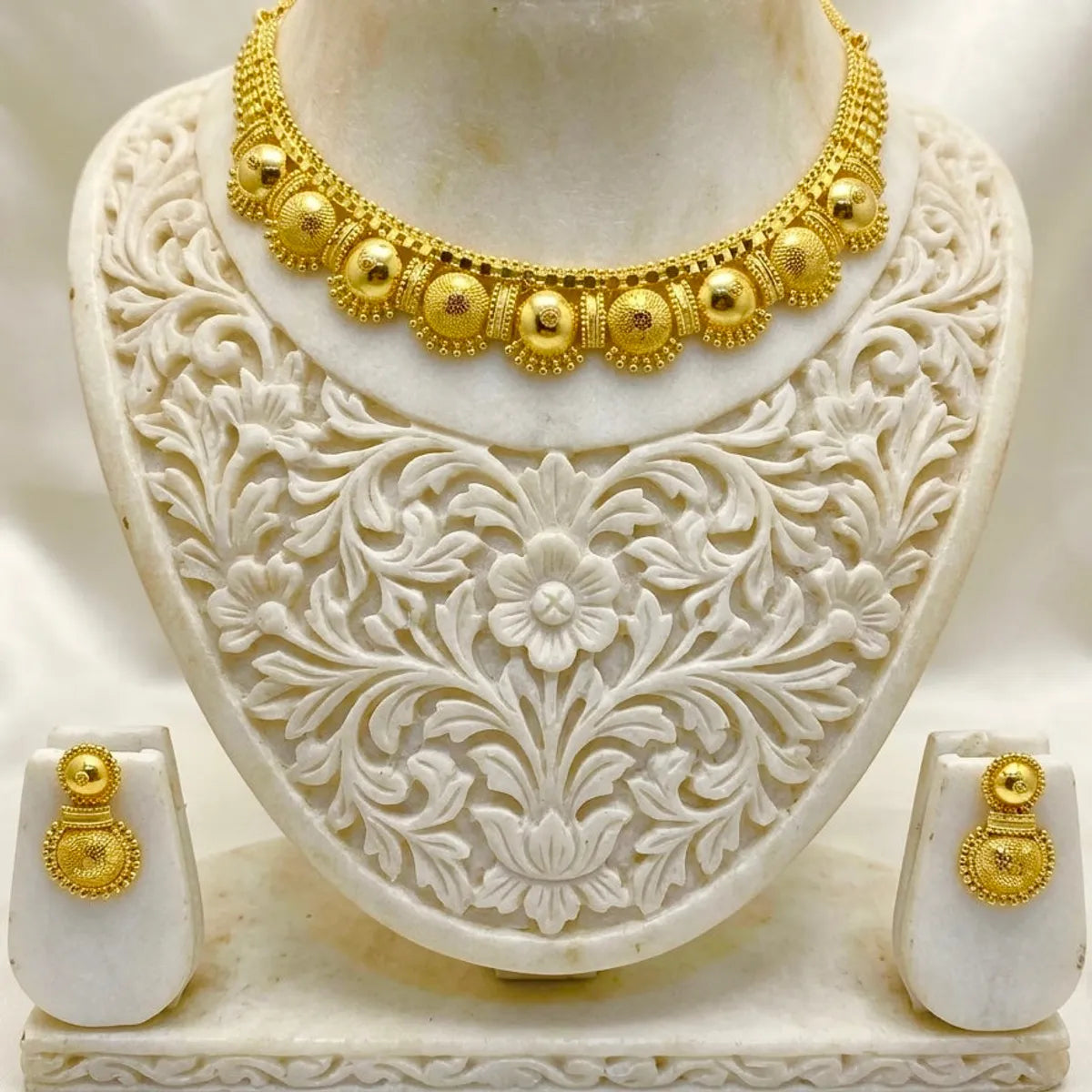 Gold Micro Plated Dubai Round Motif Necklace Earring Set