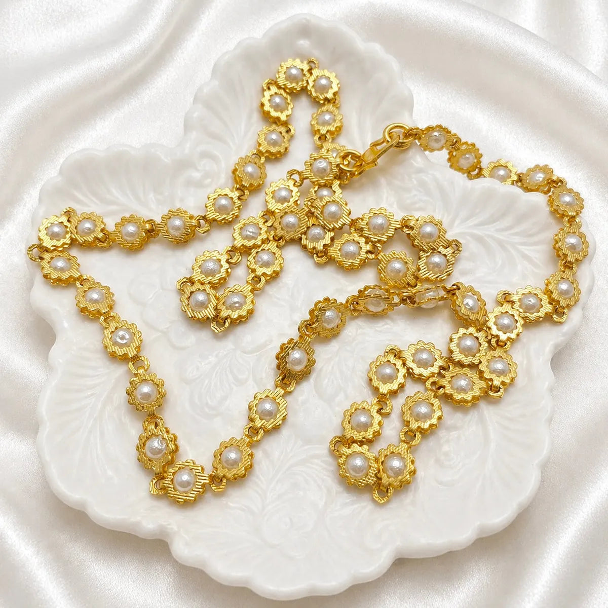 White Gold Micro Plated Copper Pearl Floral Neck Chain For Women