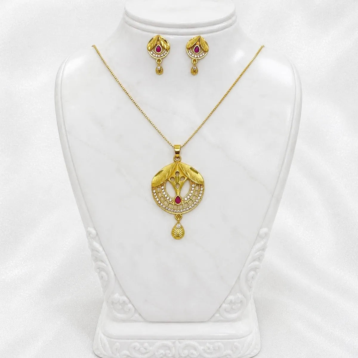 Gold Micro Plated Ad Ruby Circular Pendant Necklace Earring Set