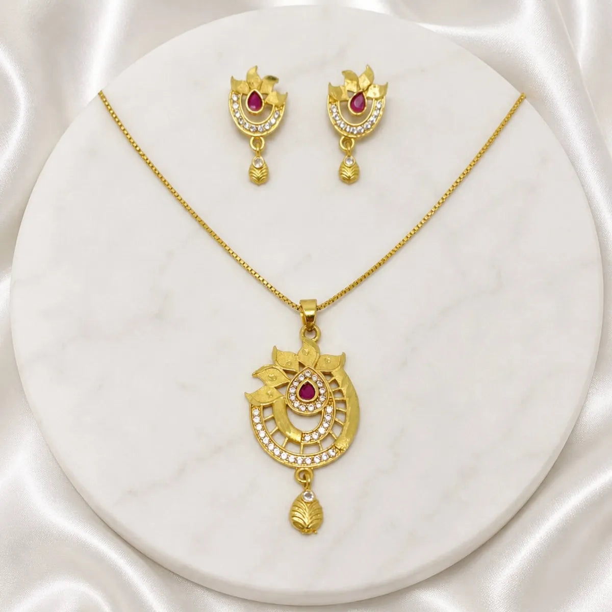 Gold Micro Plated Ad Ruby Statement Pendant Necklace Set