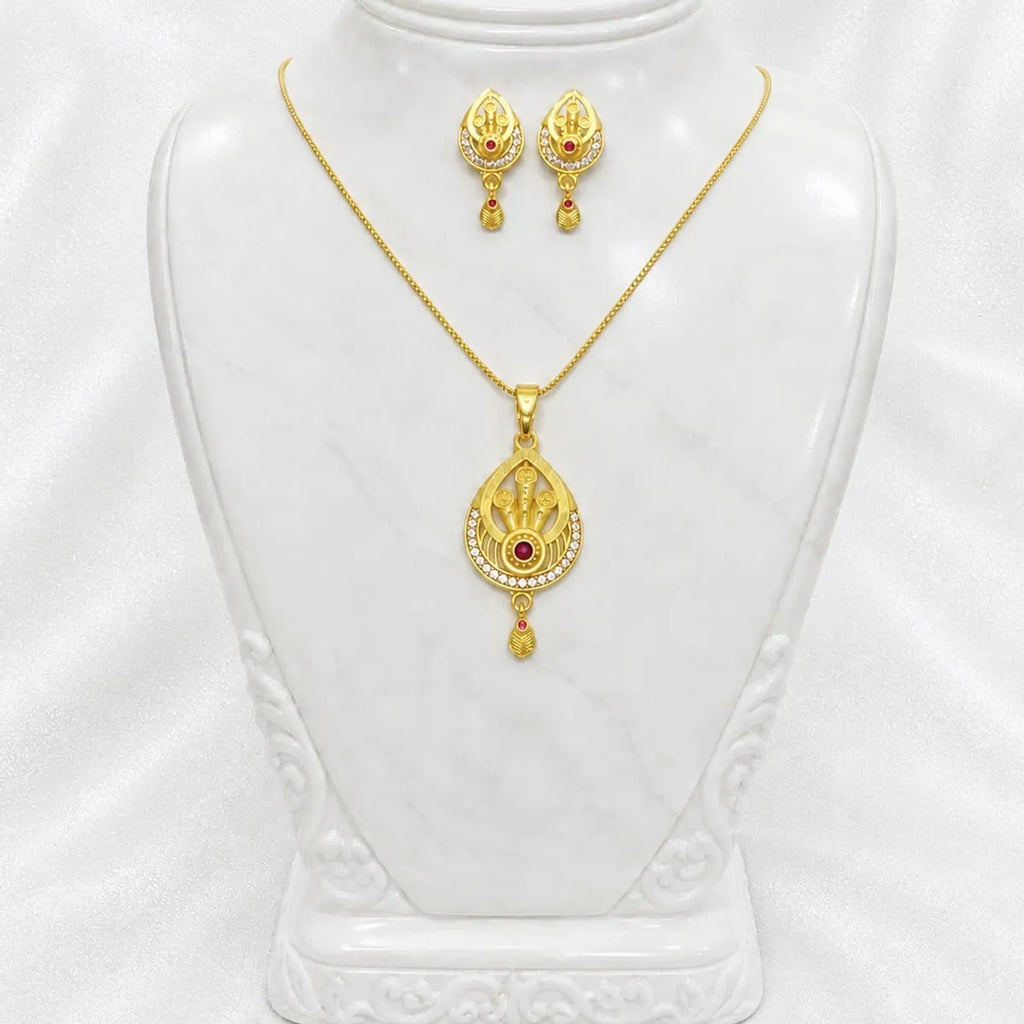 Red Gold Micro Plated Copper Ad Ruby Teardrop Necklace Earrings Set