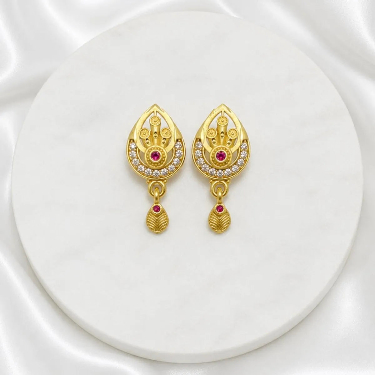 Red Gold Micro Plated Copper Ad Ruby Teardrop Necklace Earrings Set