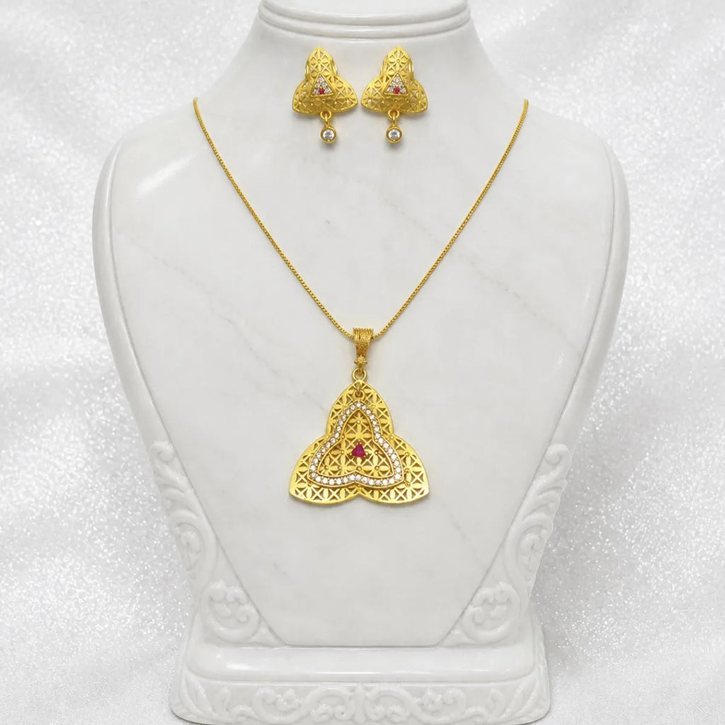 Red Gold Micro Plated Ad Ruby Trinity Clover Pendant Necklace Set