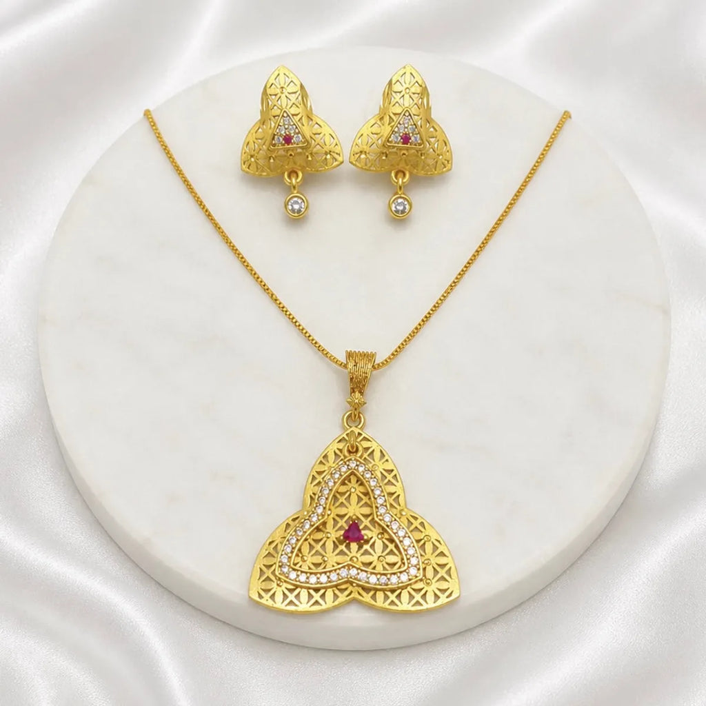 Red Gold Micro Plated Ad Ruby Trinity Clover Pendant Necklace Set