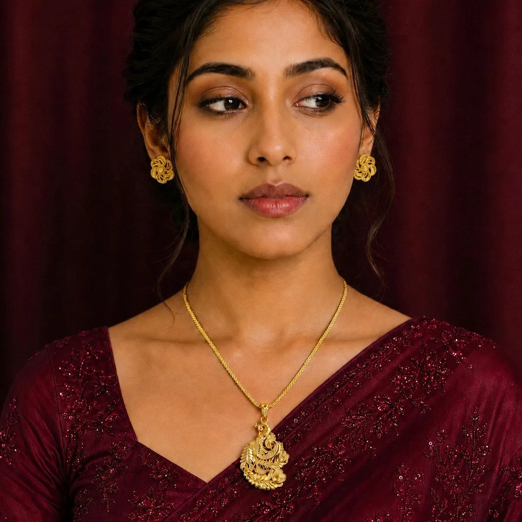 Gold Micro Plated Peacock Pendant Necklace Set For Women