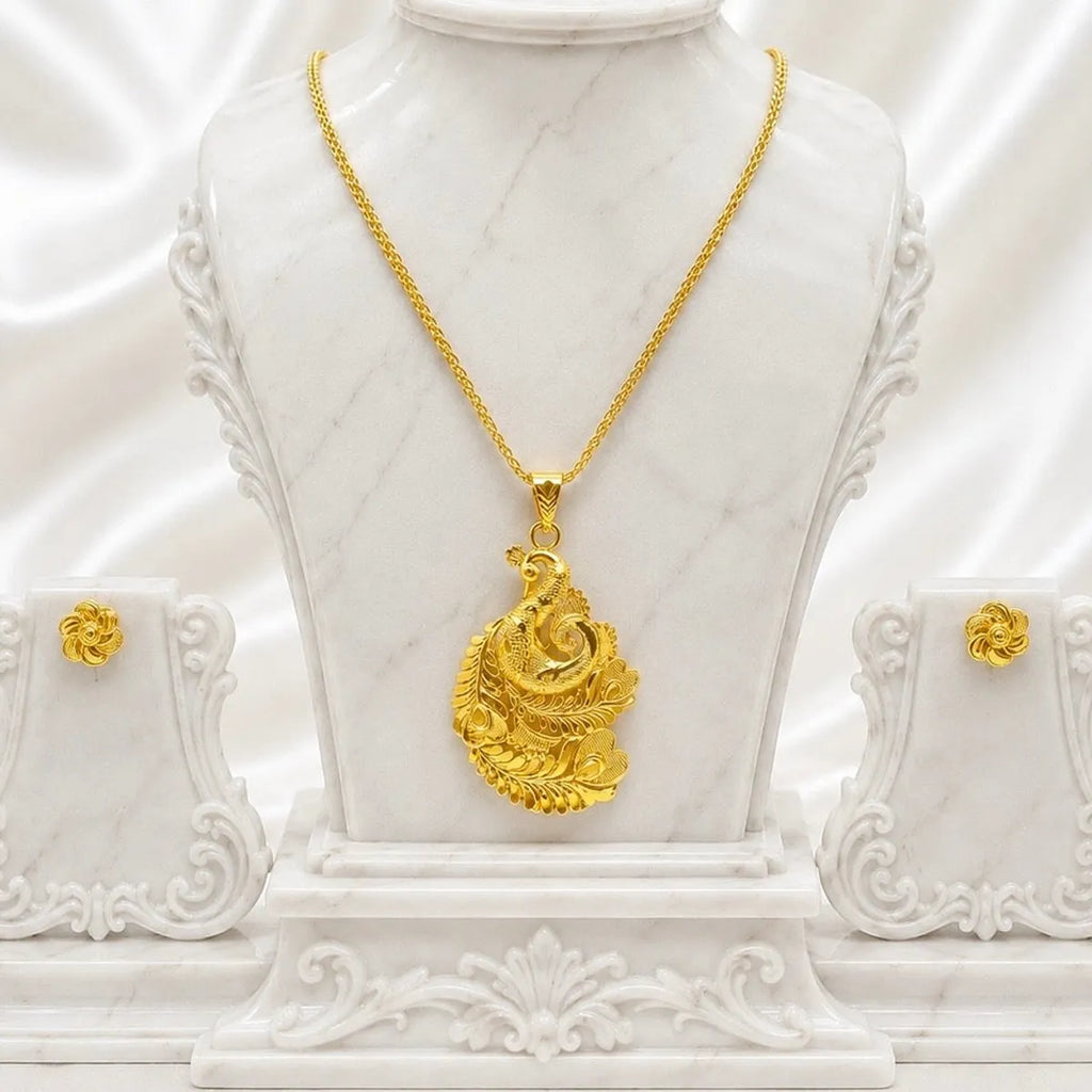Gold Micro Plated Peacock Pendant Necklace Set For Women