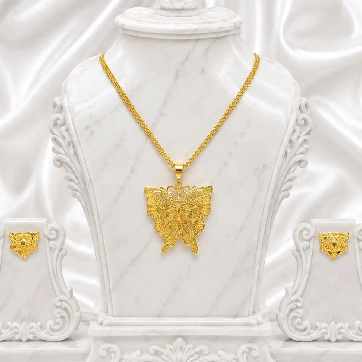Gold Micro Plated Copper Butterfly Motif Pendant Necklace Set For Women