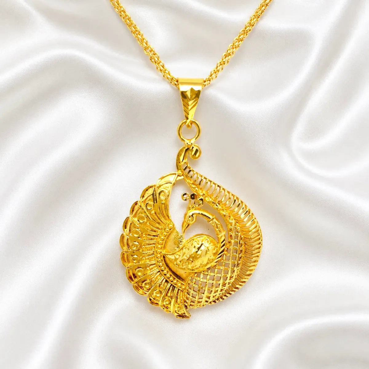 Gold Micro Plated Peacock Spiral Pendant Necklace Set For Women